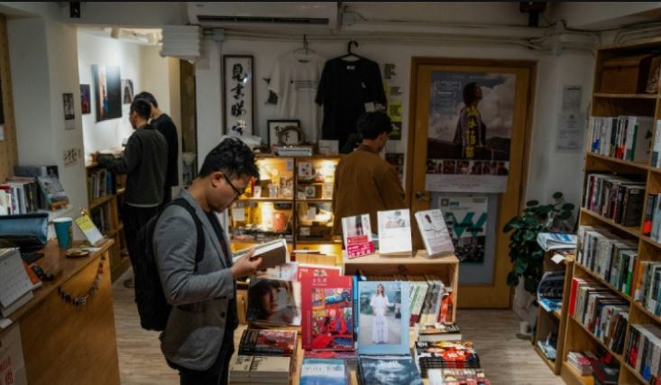 Hong Kong Tutup Toko Buku Berusia 50 Tahun Atas Tuduhan   'Penghasutan'